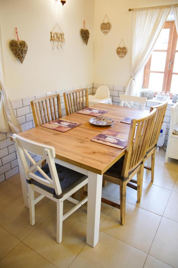 Hepehuta Haziko Appartement Háromhuta Buitenkant foto